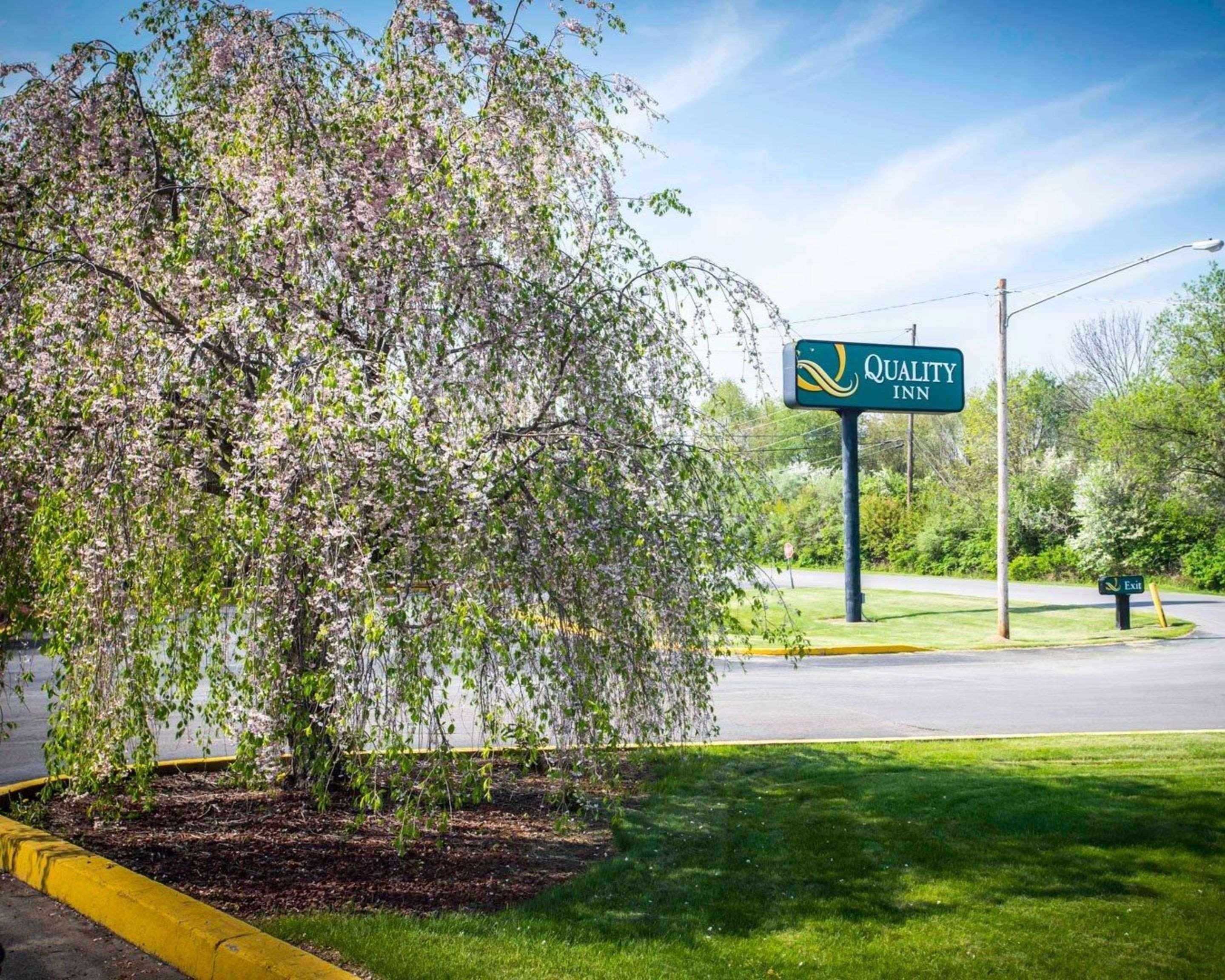 Quality Inn New Columbia-Lewisburg Экстерьер фото